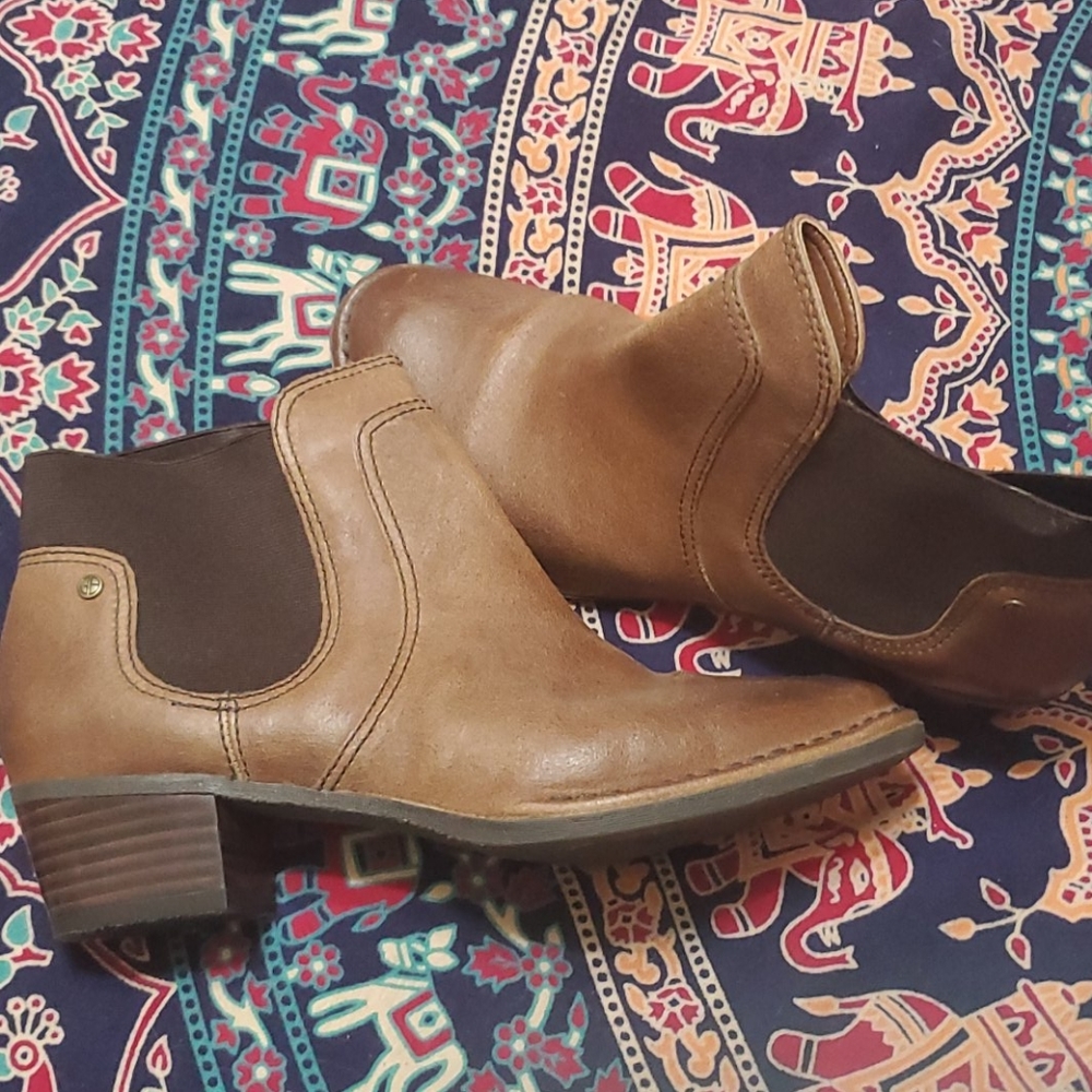 Brown booties